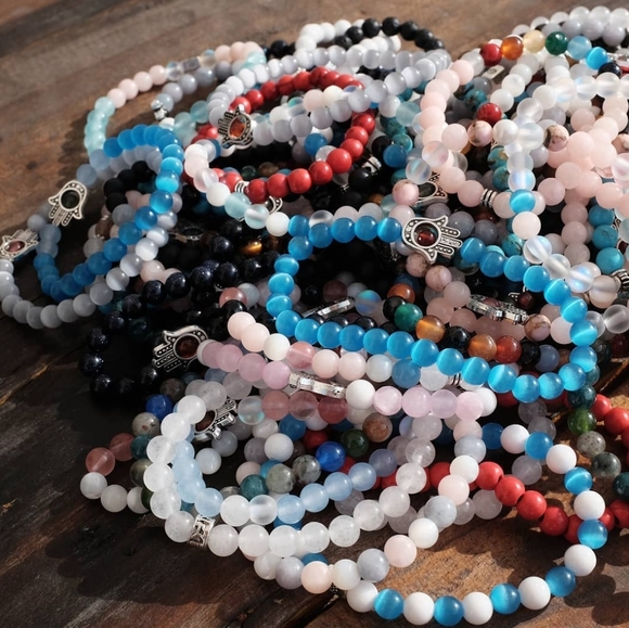 Yogibara Gemstone Bracelet (red) - Picture 7 of 9